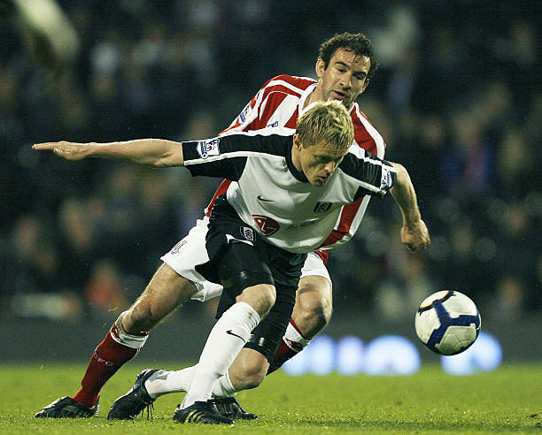 她采用了动 她采用了动